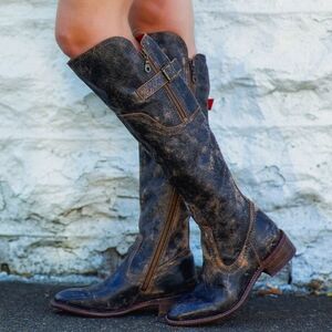 Bed Stu Kathleen Black Size 8